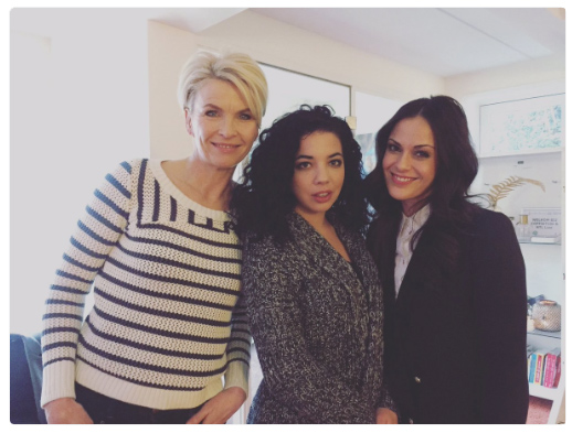 Anita en Anna-Alicia bij Koffietijd