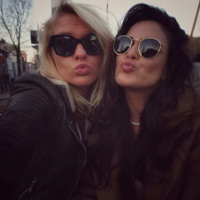 Patsy & Eddie at their best #absolutelyfabulous Patsy & Eddie at their best #absolutelyfabulous