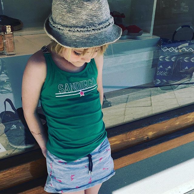 Wat een kanjer ben je. Vijf jaar precies vandaag, ik ben zo trots op mijn eigen koningin; onze Reina!! En het eerste lustrum van mijn gepensioneerde baarmoeder. Wat een kanjer ben je. Vijf jaar precies vandaag, ik ben zo trots op mijn eigen koningin; onze Reina!! En het eerste lustrum van mijn gepensioneerde baarmoeder.