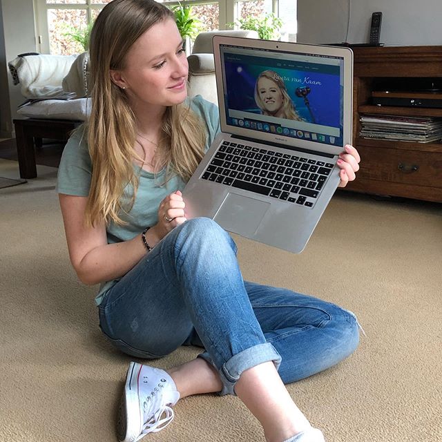 De vernieuwde website staat online!! 🤩😏
.
#linkinbio
WWW.LAURAVANKAAM.NL De vernieuwde website staat online!! 🤩😏
.
#linkinbio
WWW.LAURAVANKAAM.NL